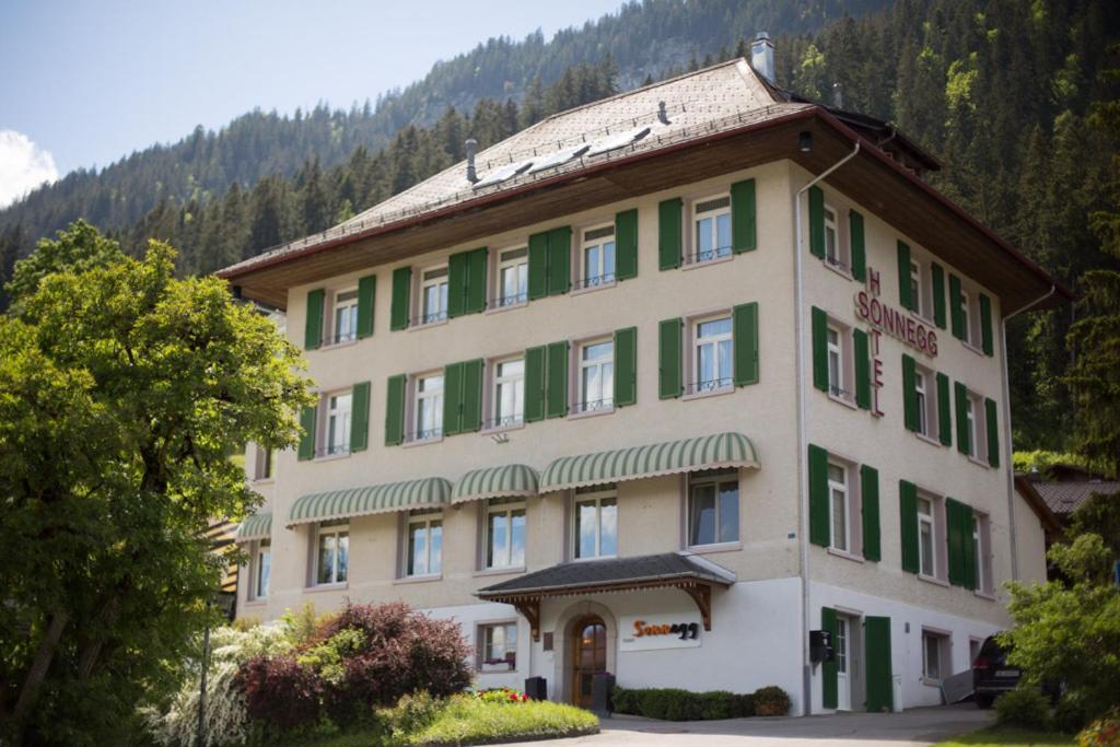 Sonnegg Hotel Zweisimmen Exteriér fotografie